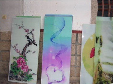 沁阳玻璃喷绘的特点。