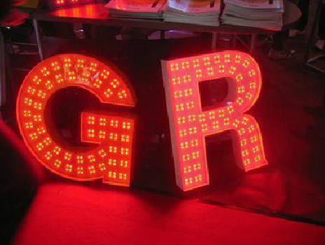 沁阳LED发光字常见的安装误区。